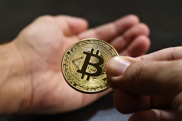 【人生転落？】ビットコインをおすすめしない3つの理由｜おすすめの投資先は？