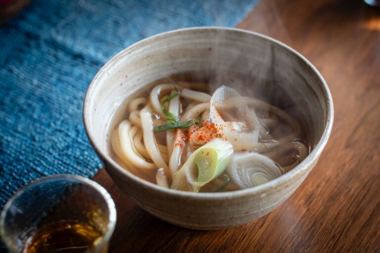 【秒で出汁が取れる】完全無添加のうまみ調味料！「うま味さん」とは？めんつゆの代用にも使えます！